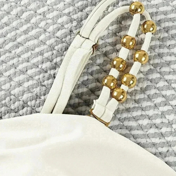 White Sexy Women's Hollow Out Solid Color Daily One-Piece Swimsuit - Picture 4 of 5